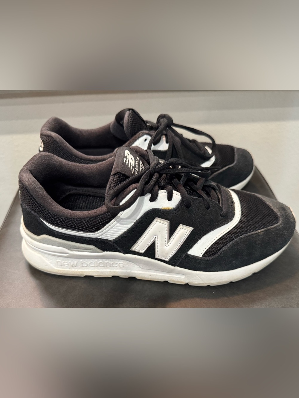 New Balance Black Unisex and White Casual Sneakers